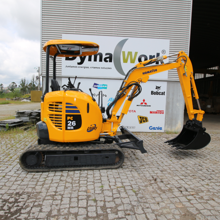 MINI ESCAVADORA KOMATSU PC26 MR