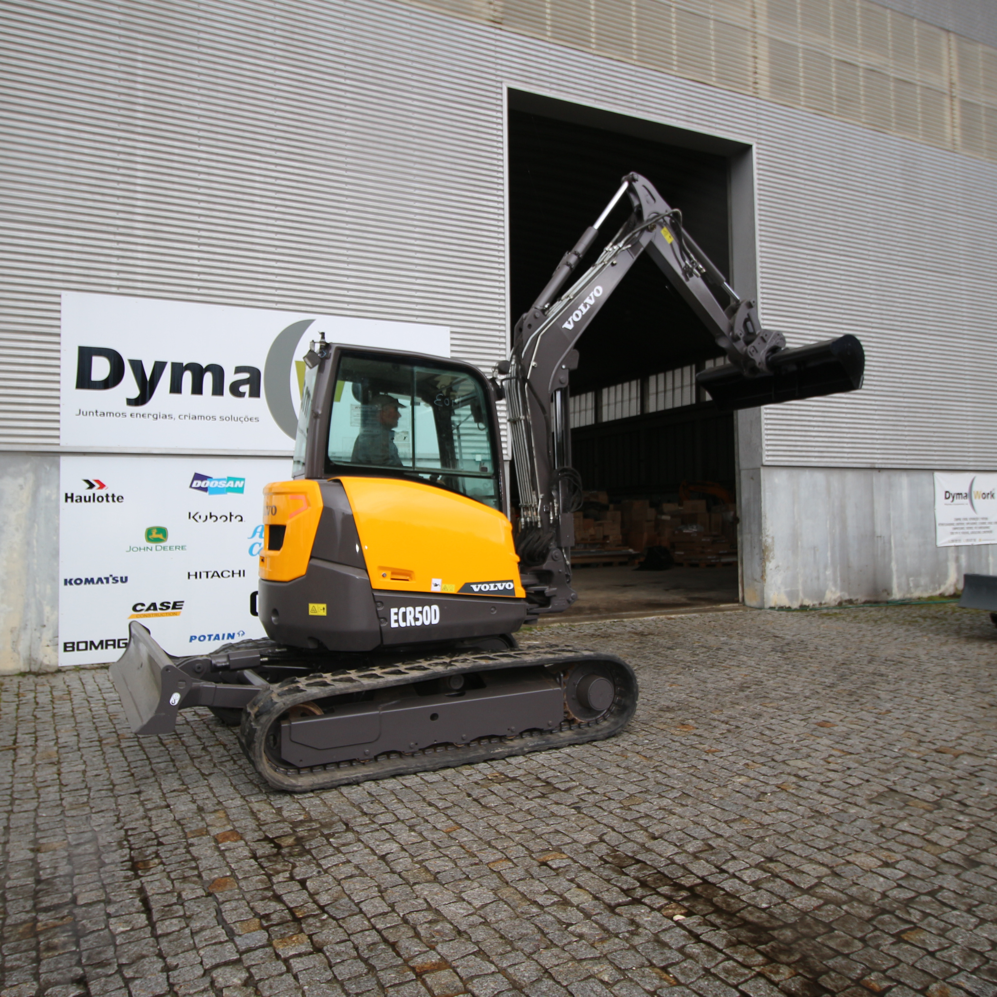 VOLVO ECR 50D (1) VOLVO ECR 50D