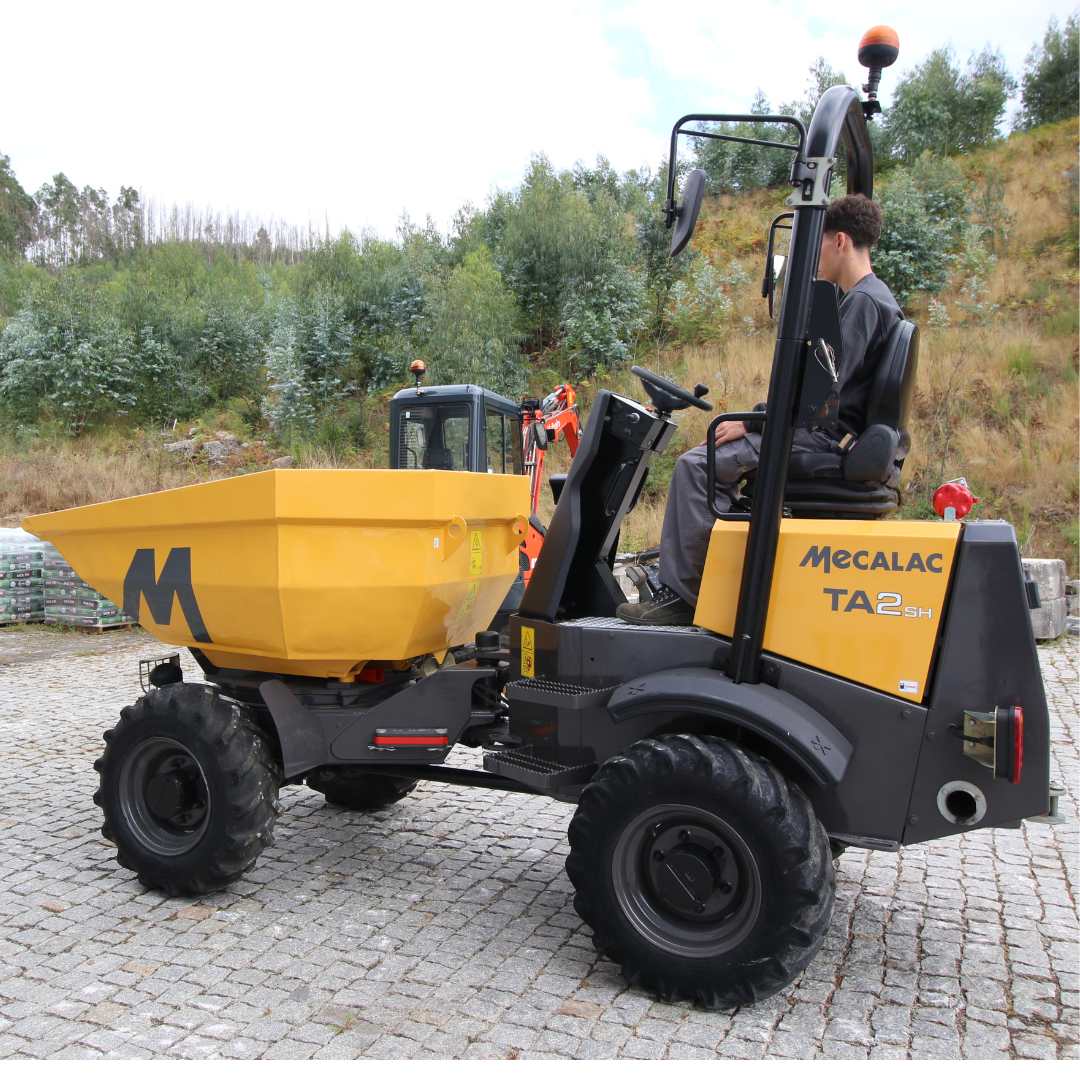 DUMPER MECALAC TA2SH DUMPER MECALAC TA2SH