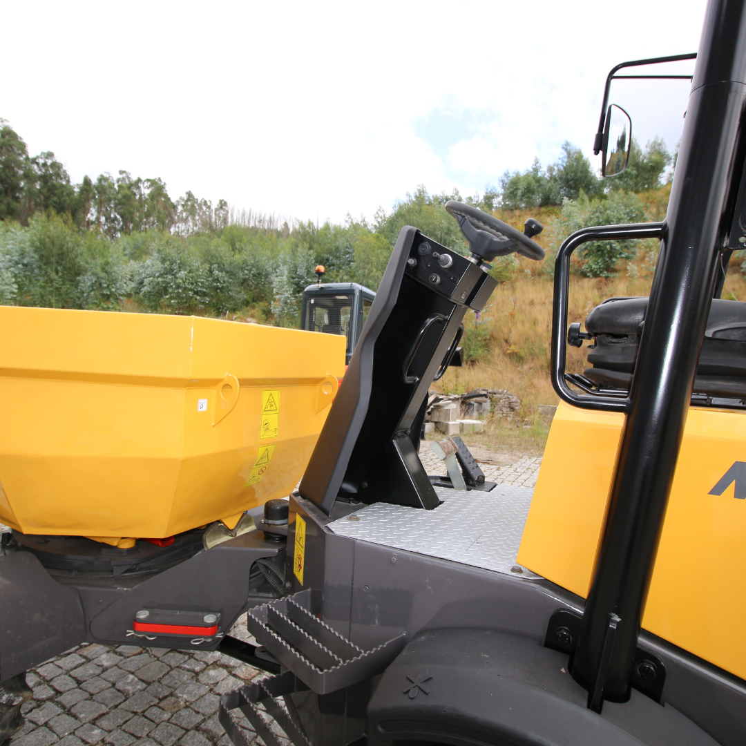 DUMPER MECALAC TA2SH DUMPER MECALAC TA2SH