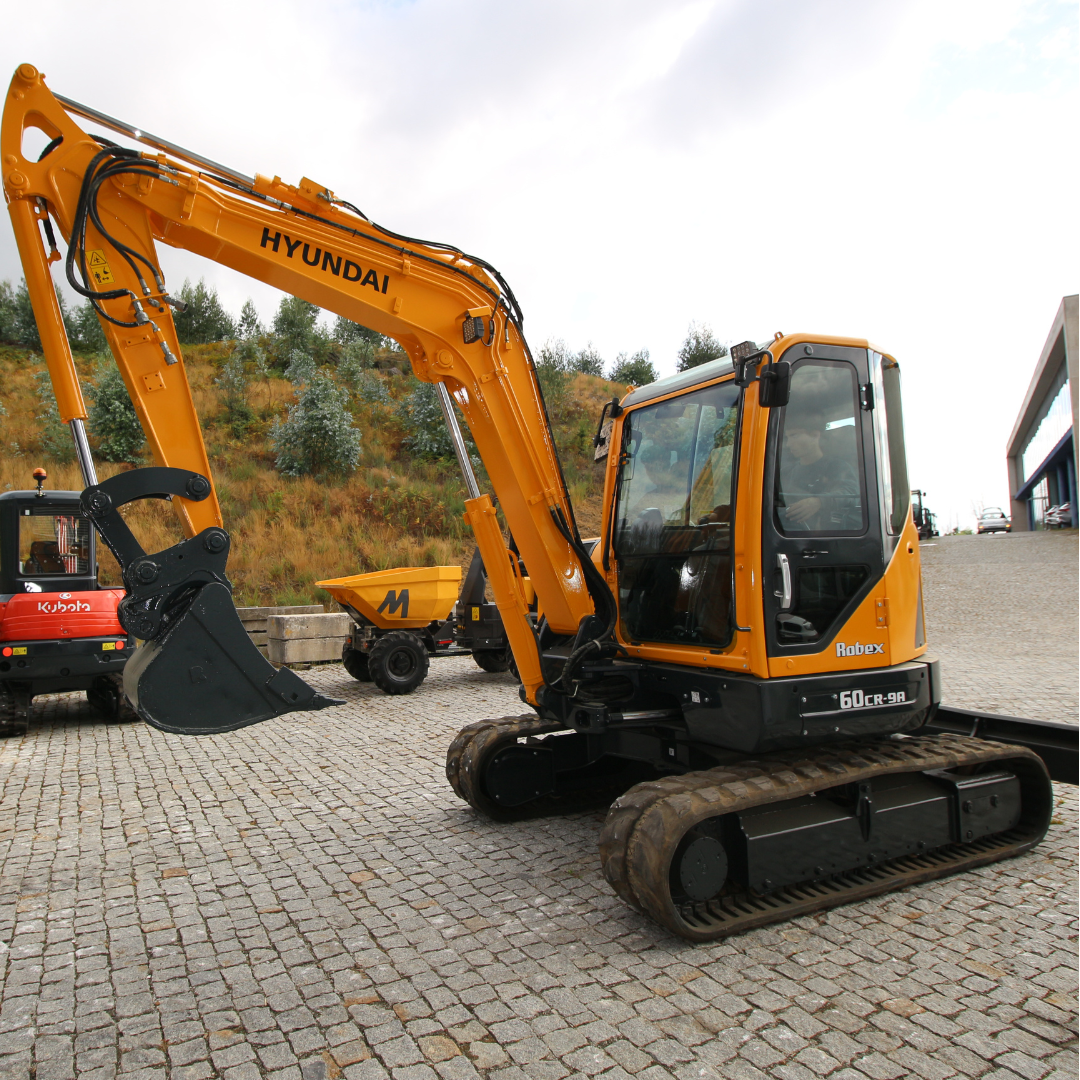 HYUNDAI R60 HYUNDAI R60