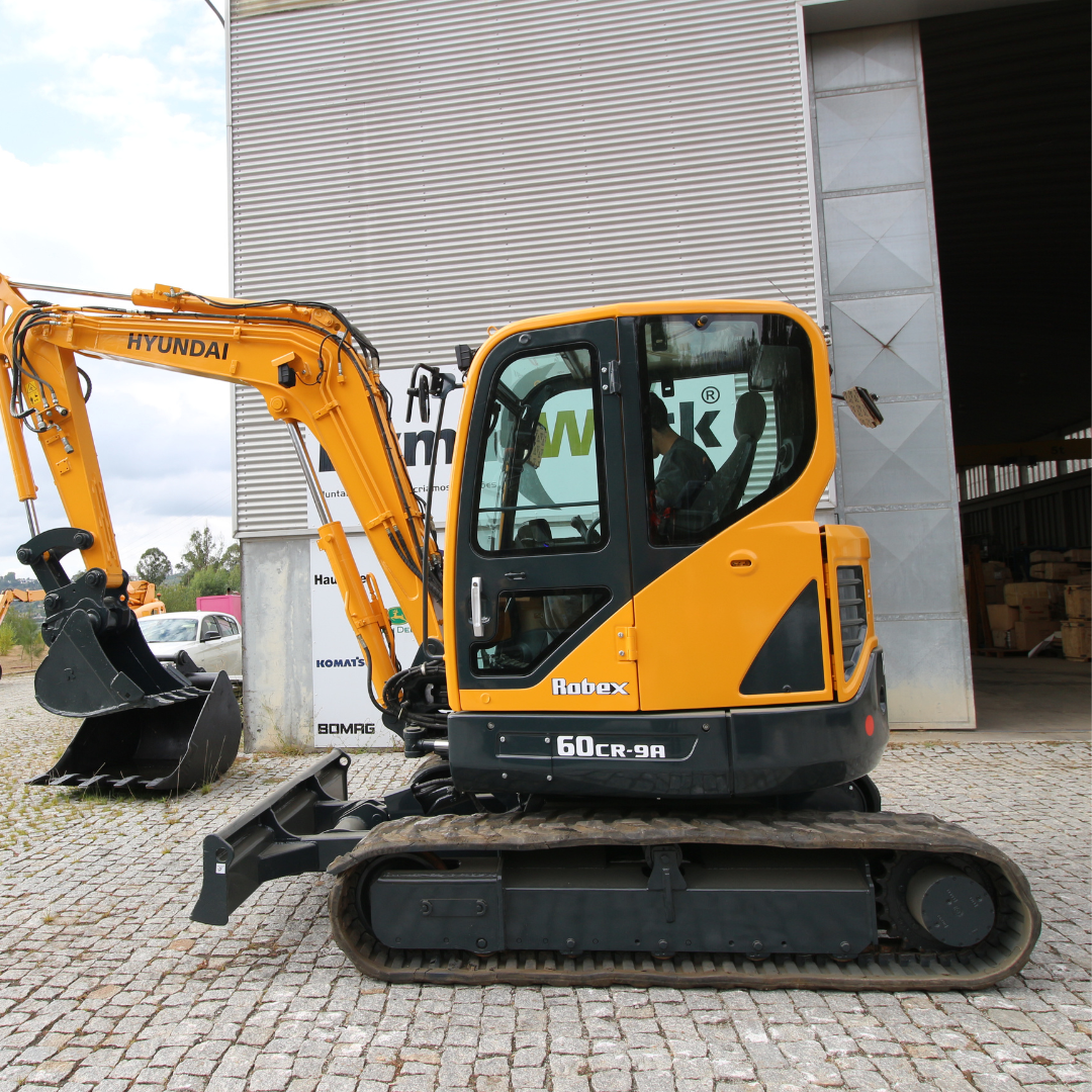 HYUNDAI R60 HYUNDAI R60