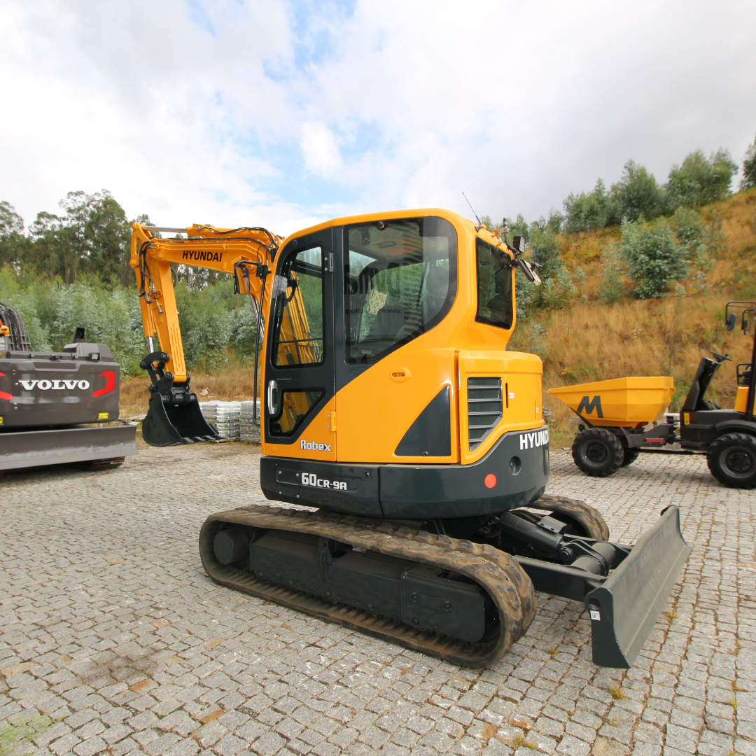HYUNDAI R60 HYUNDAI R60
