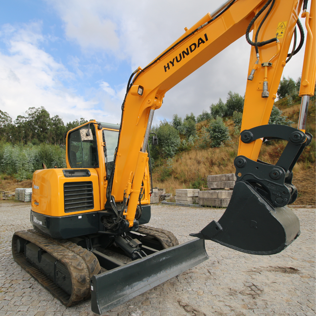 HYUNDAI R60 HYUNDAI R60