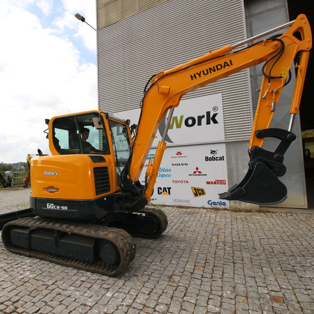 HYUNDAI R60 HYUNDAI R60
