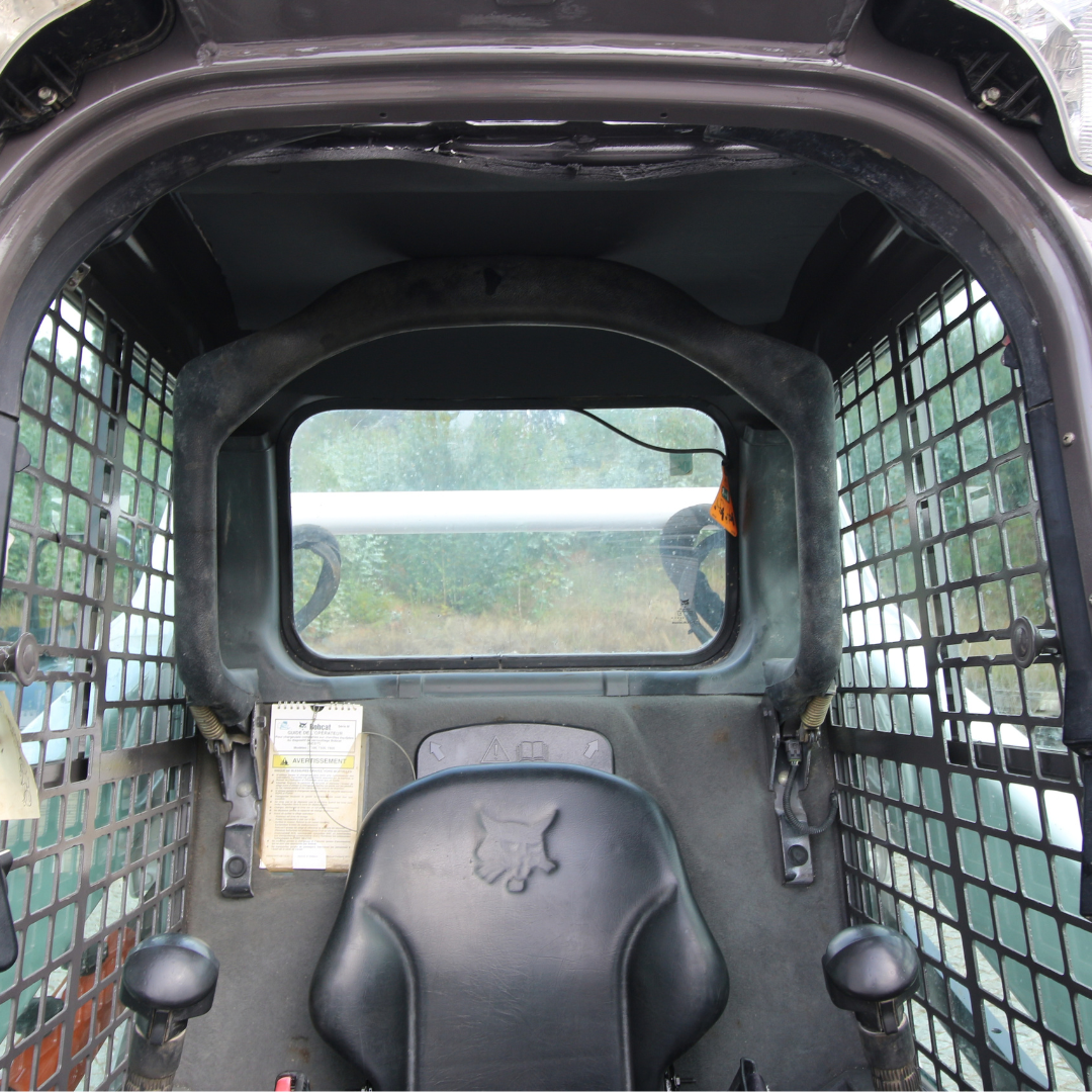 BOBCAT T590 (9)